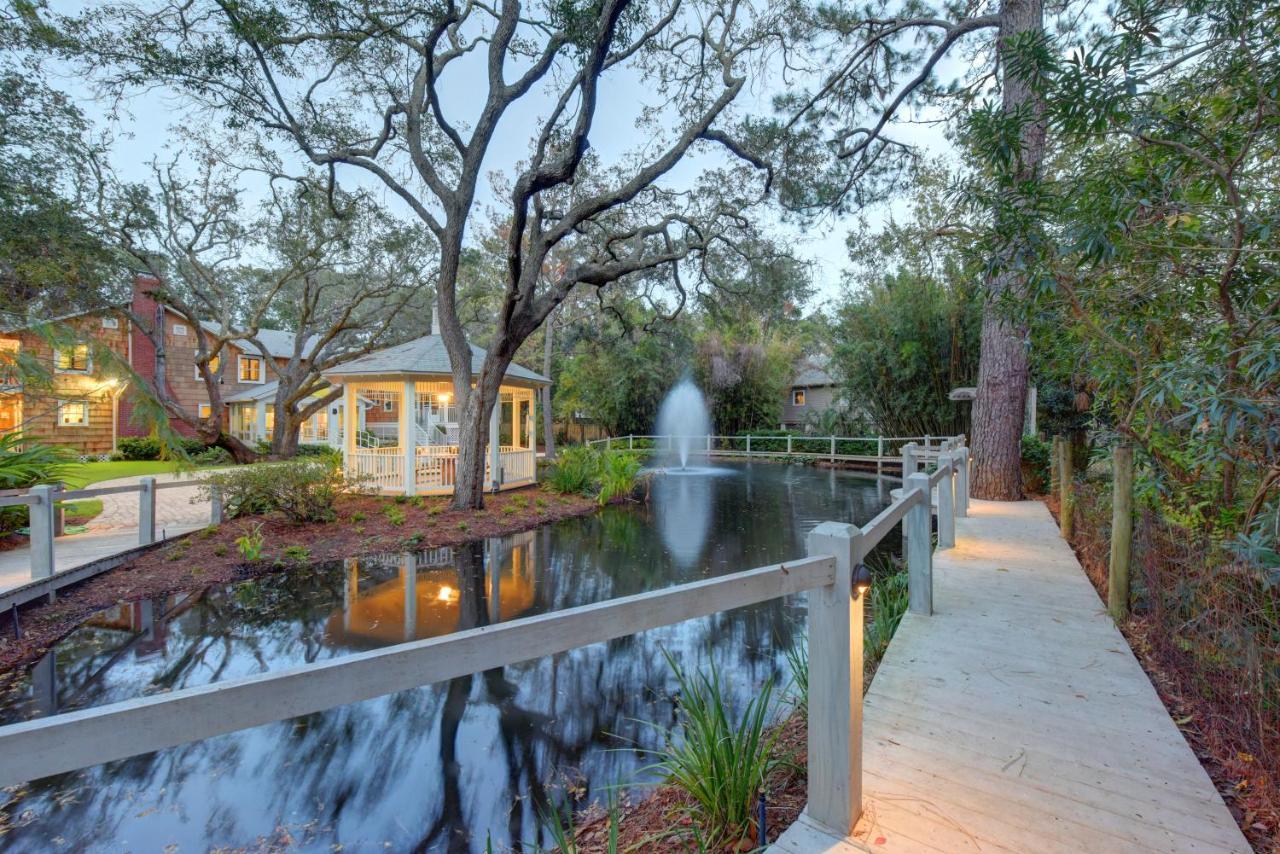The Grey Owl Inn St. Simons Island Exterior photo