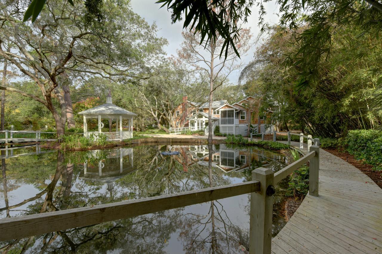 The Grey Owl Inn St. Simons Island Exterior photo